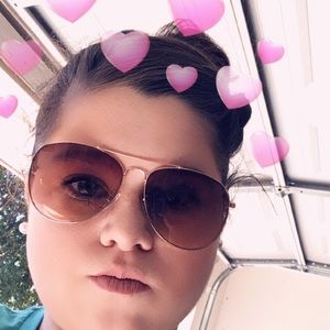 Meet your Posher, Kaylee